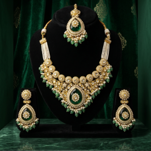 Kundan & Emerald Jewelry Set